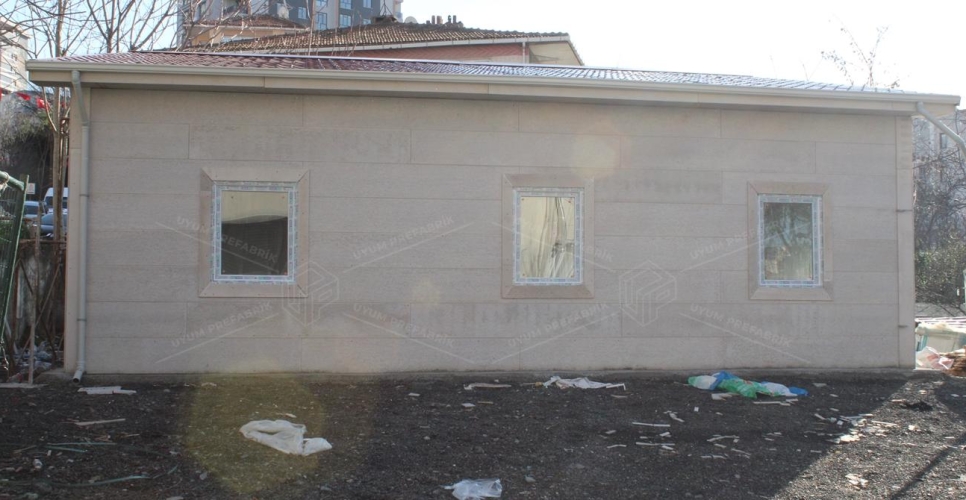 125m² Family Health Center