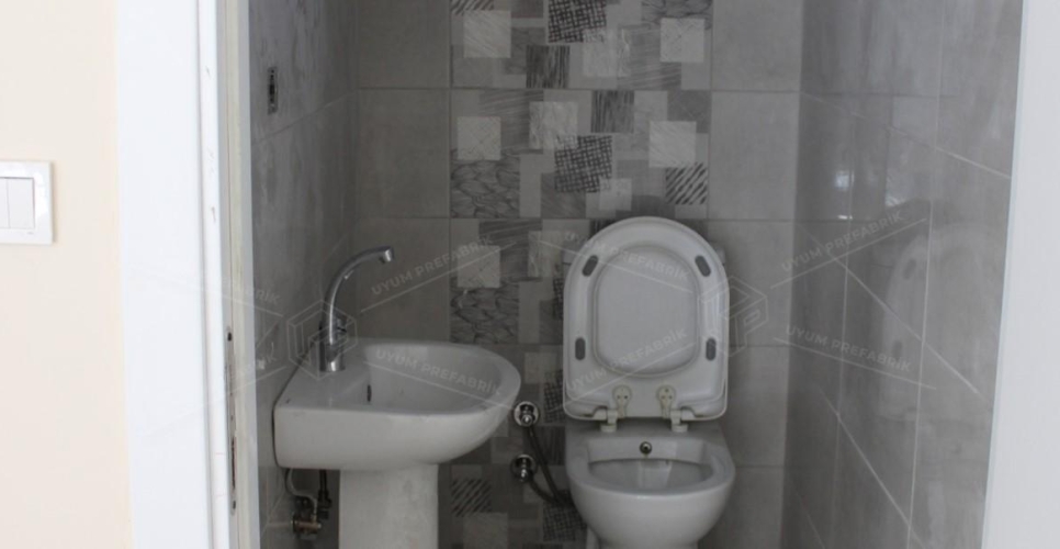 125m² Family Health Center