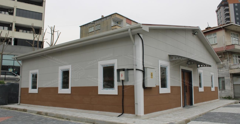 125m² Family Health Center