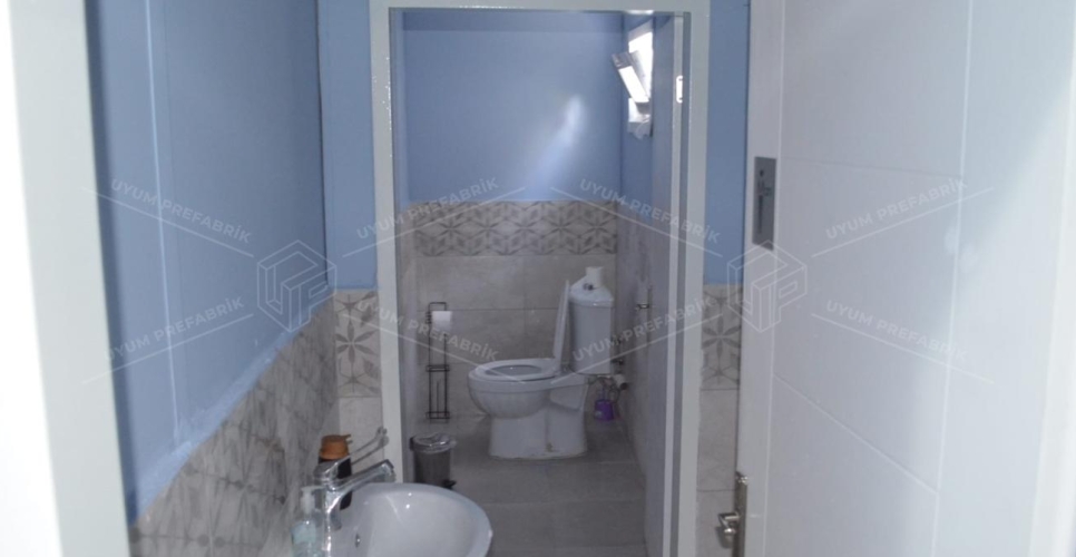 203m² Prefabricated School Building