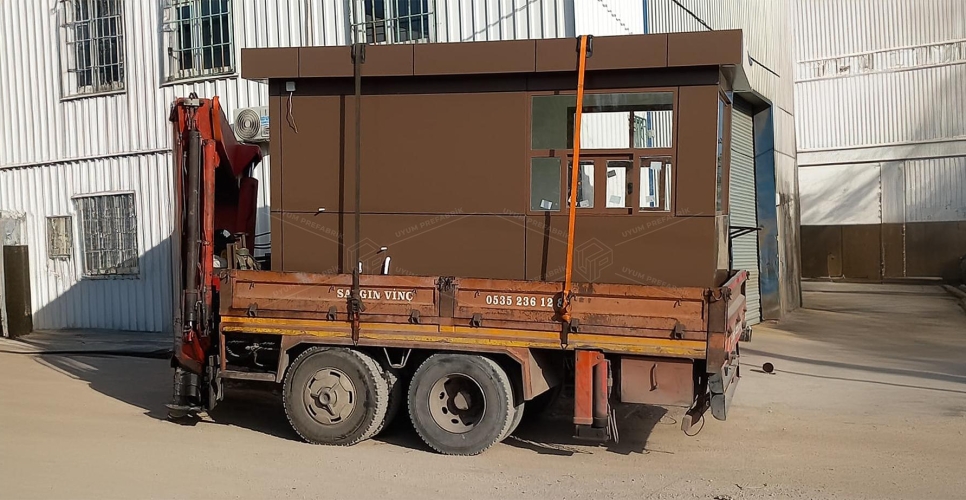 Composite Cladding Modern Cabin